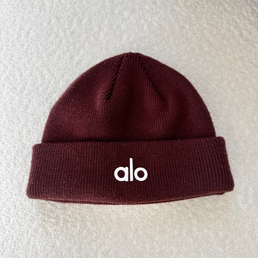 ALO - Notable Beanie - Burgundy Truffle